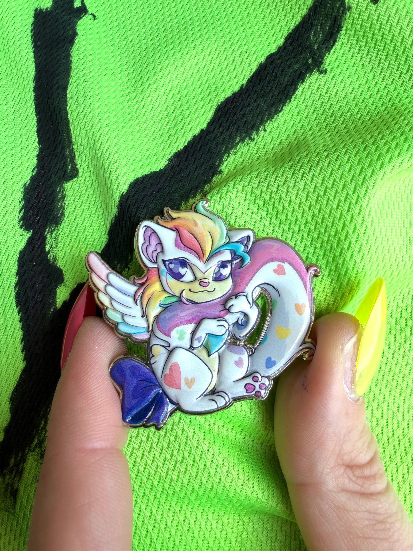 Prismatic Xweetok Pride Pin, Neopets